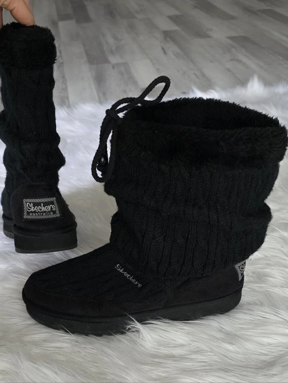 Skechers Womens Black Knit Pull-On Winter Boots